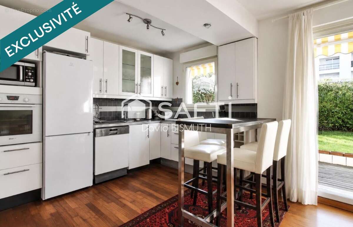 Photo 2 - Appartement à LA GARENNE-COLOMBES