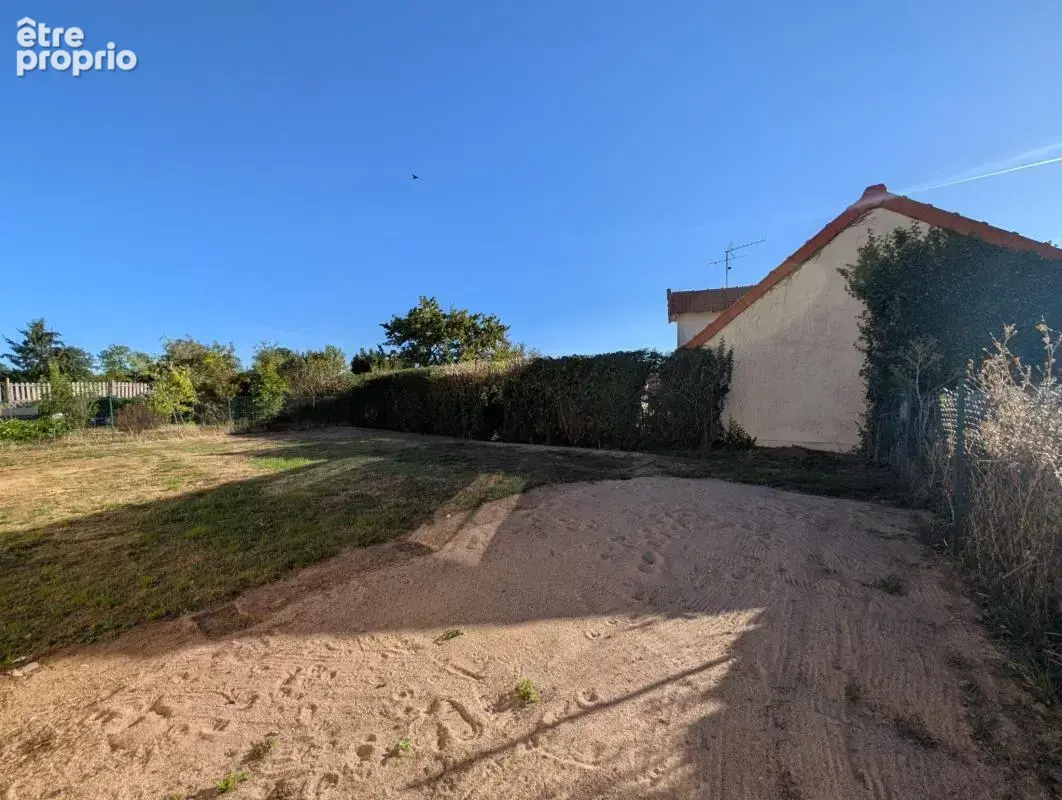 A vendre-maison plain pied de 2011-t4 avec jardin clos et garage-pas de frais d'agence* - photo 8