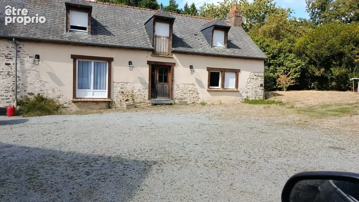 Maison à DOMAGNE