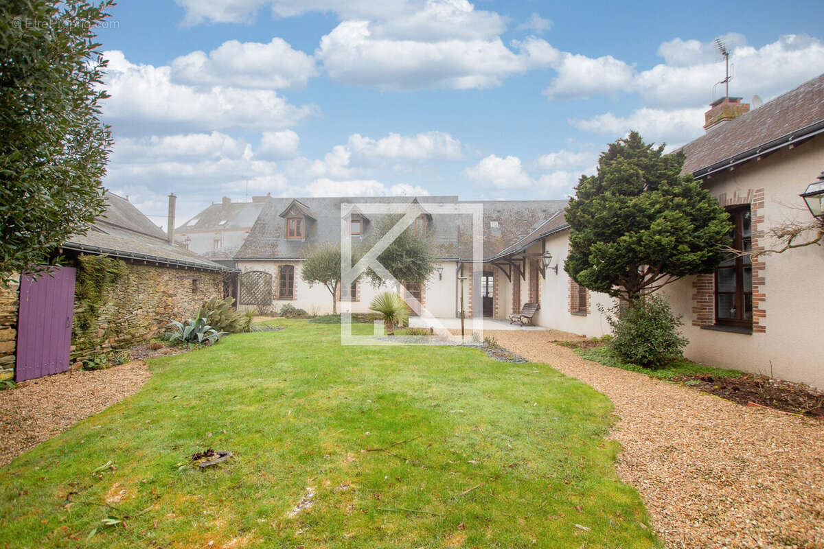 Maison à LOIRE