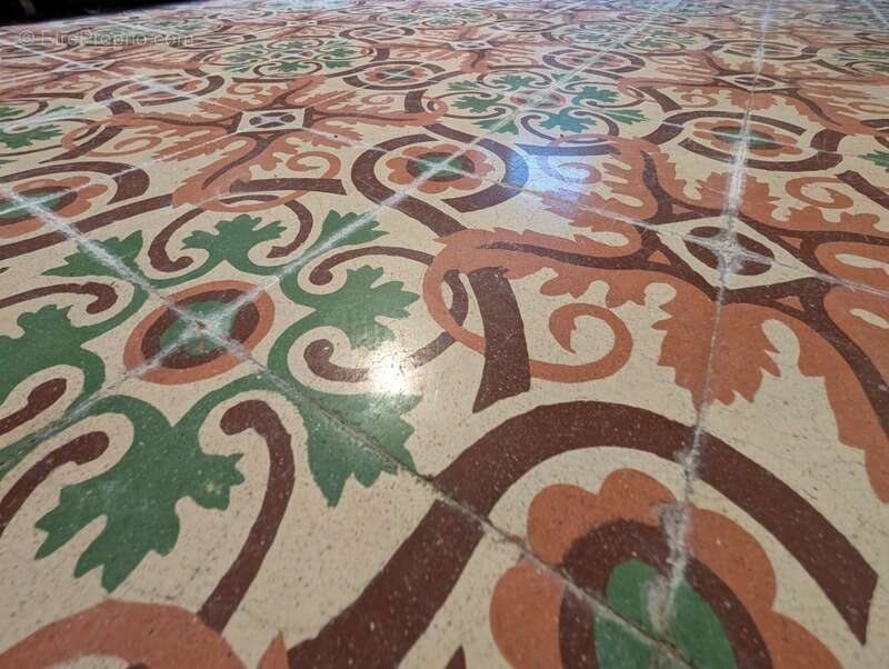 Maison à LE RELECQ-KERHUON