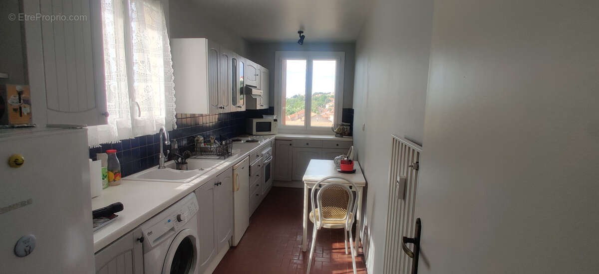 Appartement à SEPTEMES-LES-VALLONS