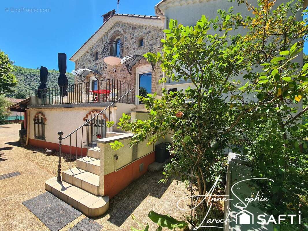 Photo 2 - Maison à BESSEGES