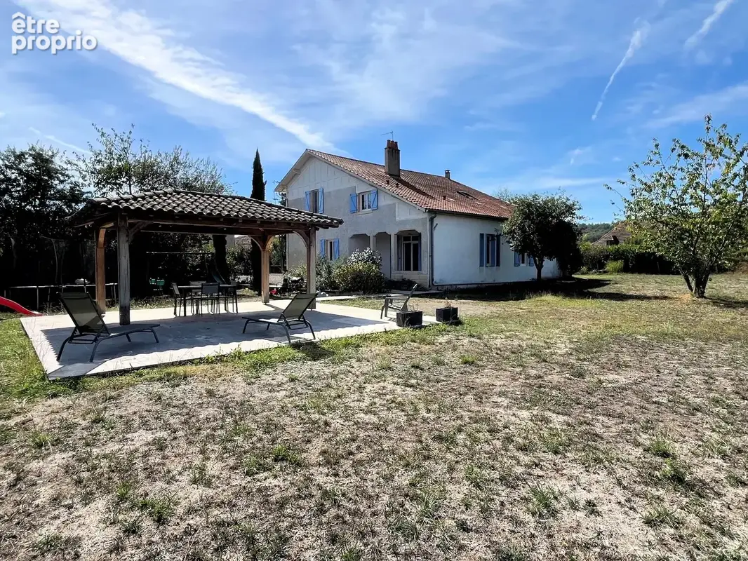 Maison 257m², 5 chambres, 3249m² de terrain, grande dépendance - photo 20