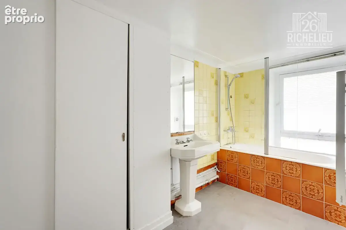 Paris 1er-Tuileries-Appartement familial 106 m2 - photo 9