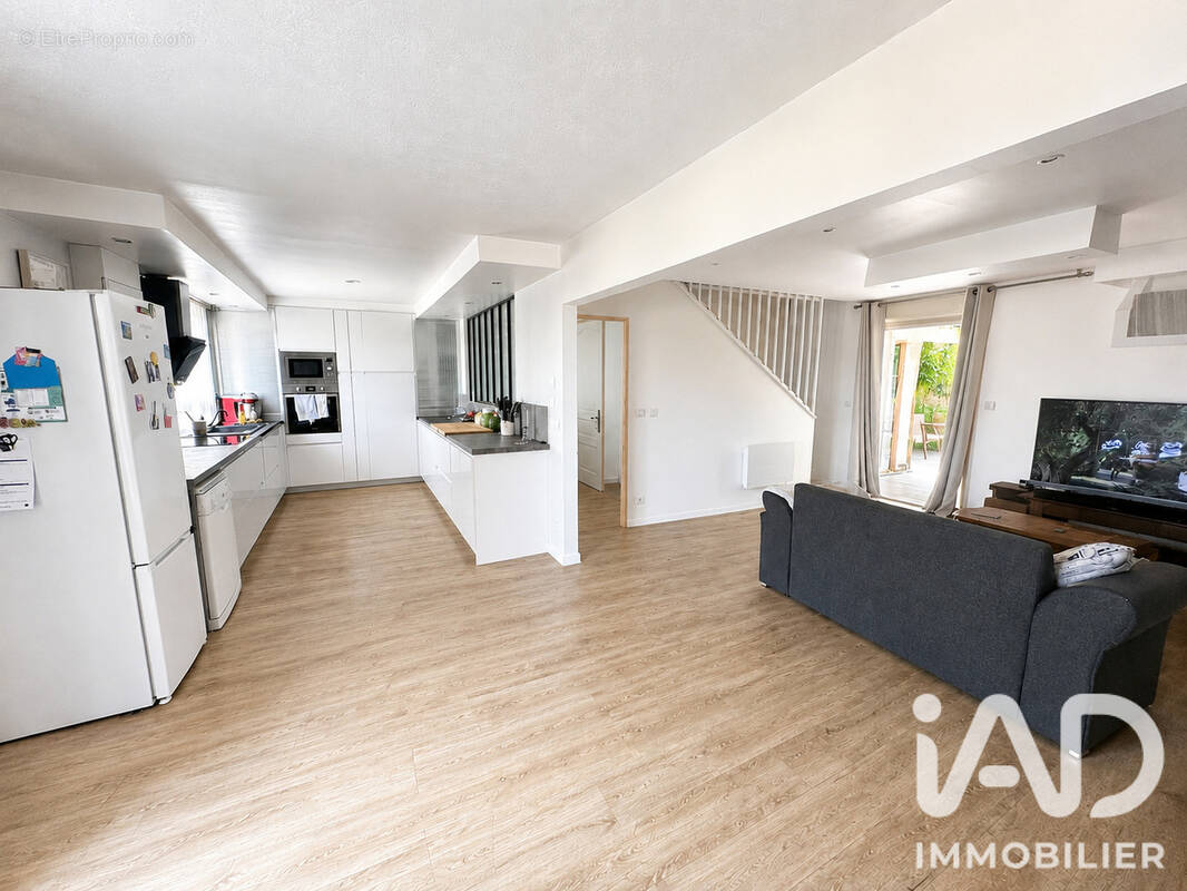 Photo 1 - Maison à ROMENY-SUR-MARNE
