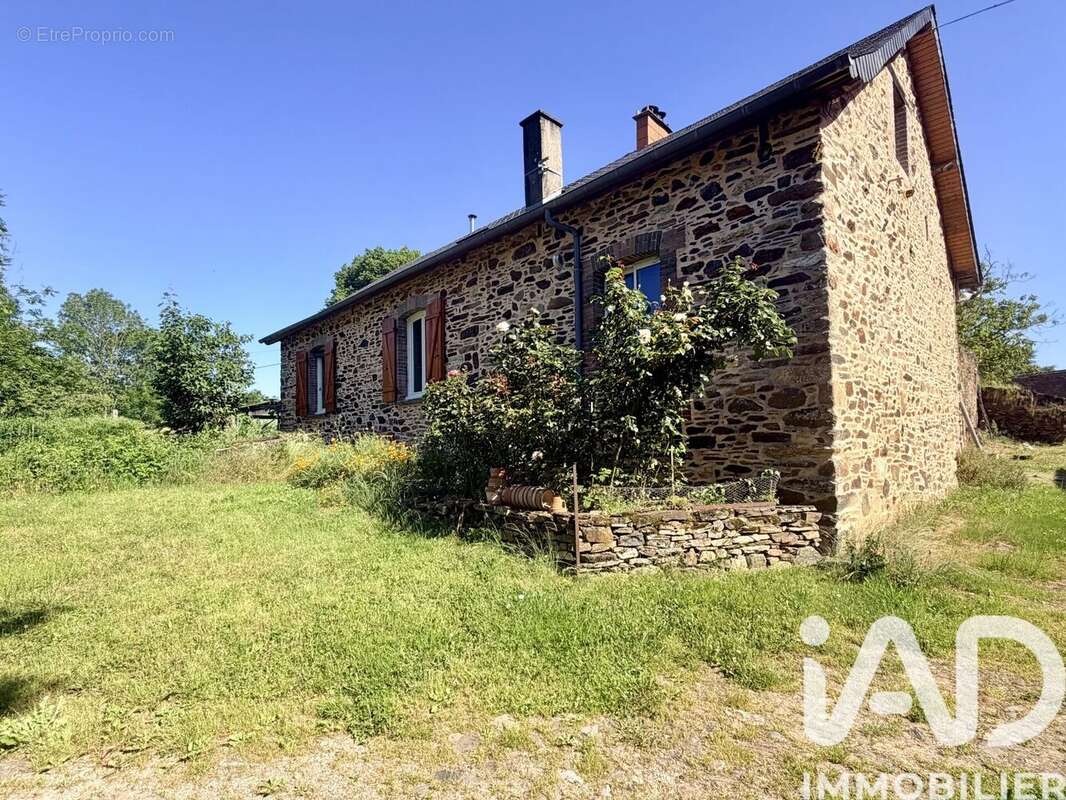 Photo 2 - Maison à SAINT-GERMAIN-LES-BELLES
