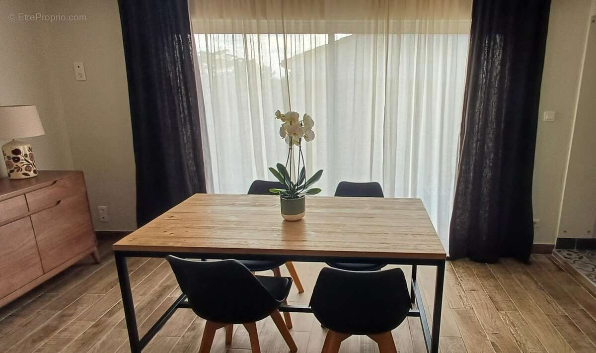 Maison à vendre 4 pièces  (16) FLEAC  3 chambres, garage, véranda et terrain - photo 10