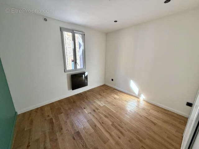 Appartement à EGUILLES