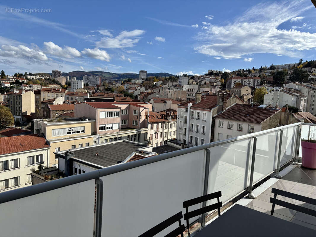 Appartement à SAINT-ETIENNE