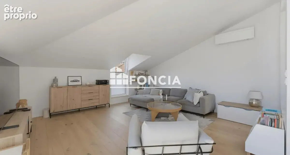T3 rénové de 72 m² – bordeaux belcier – - photo 2
