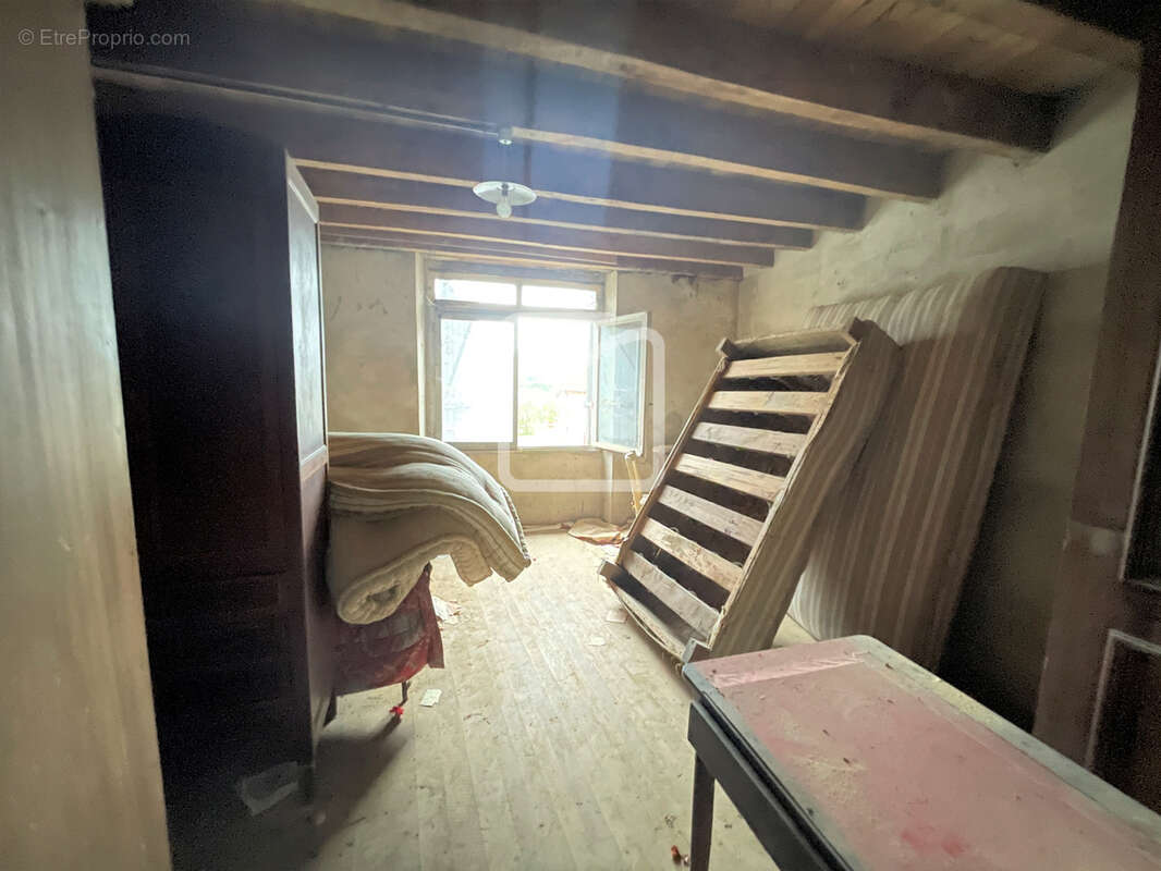 Maison à CUBJAC