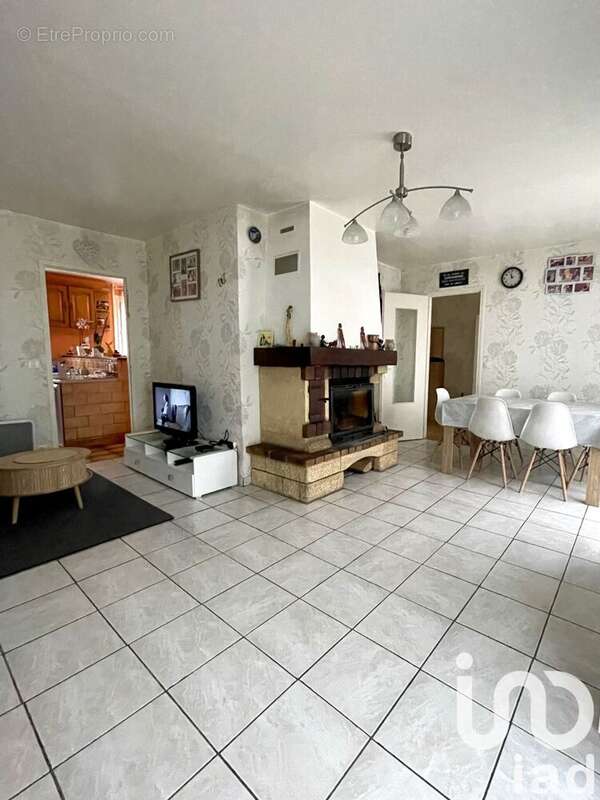 Photo 9 - Maison à DIEUDONNE