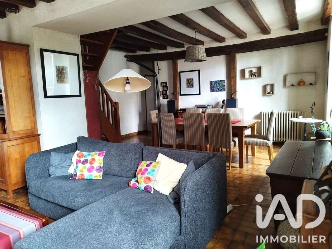 Maison 155 m² à Selommes  - photo 3