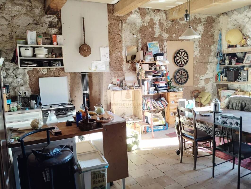 Maison à LASALLE