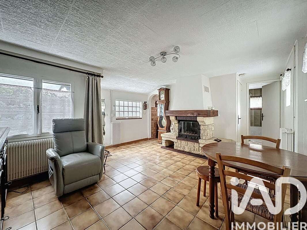 Photo 3 - Maison à RUEIL-MALMAISON