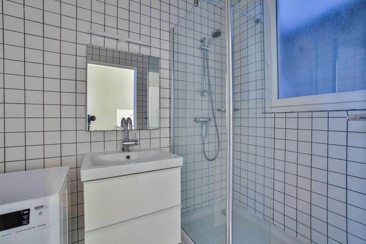 Appartement à PARIS-3E