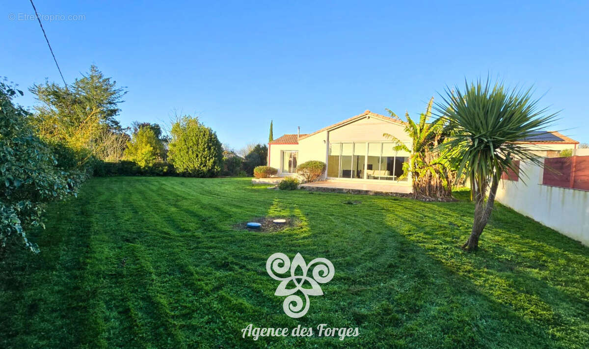 Maison à VIEILLEVIGNE