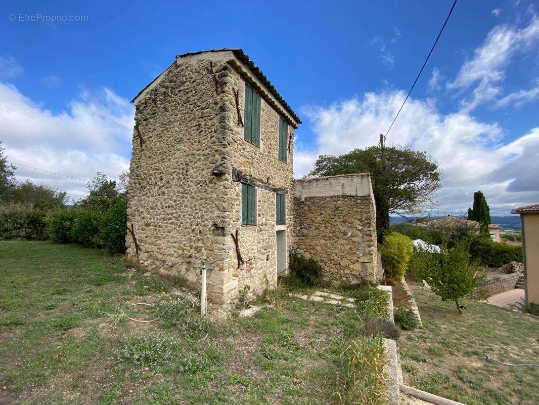 Terrain à PIERREVERT