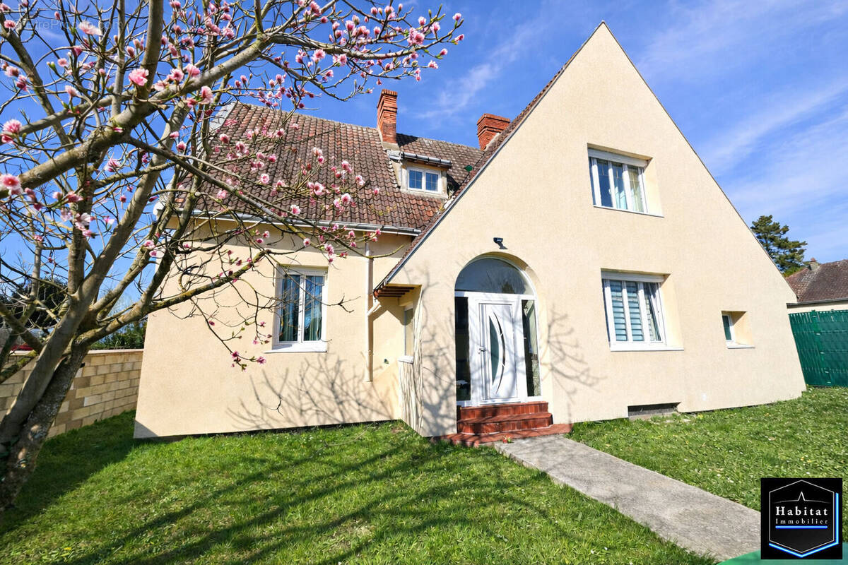 Maison à SAINT-MARD