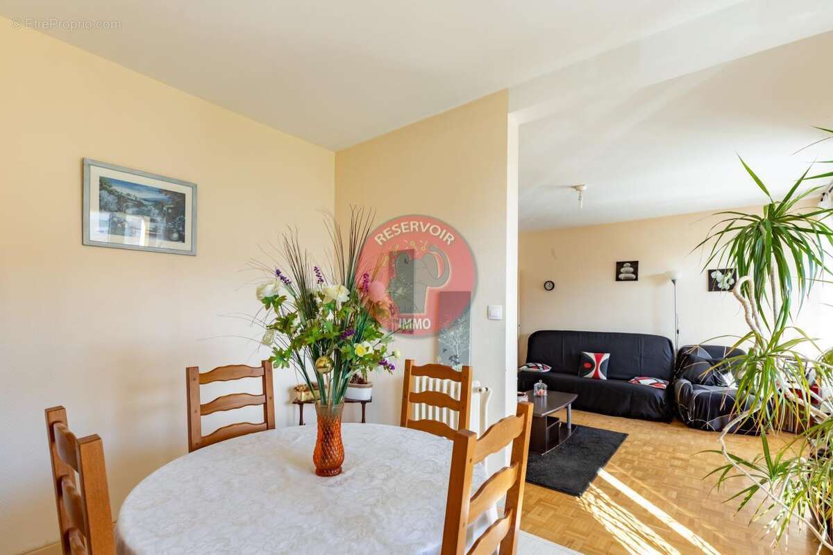 Appartement à COLOMIERS