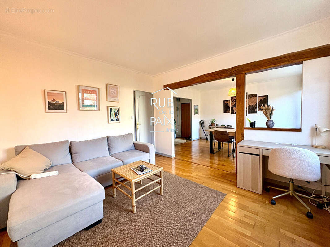 Appartement à BUXEROLLES