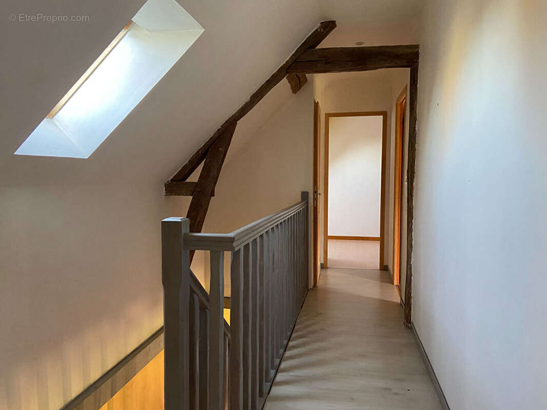 Maison à COULANGES-LES-NEVERS