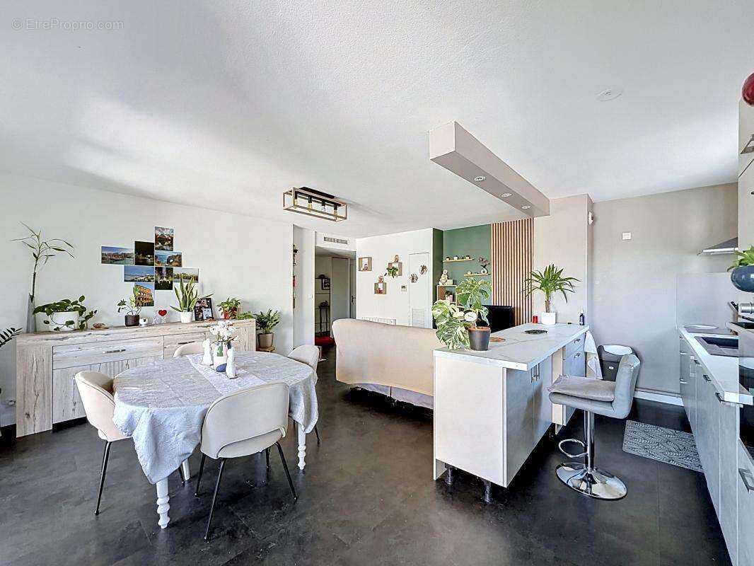 Appartement à GRIGNY