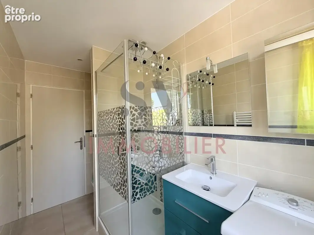 Béziers   t3 lumineux avec loggia et box - photo 7