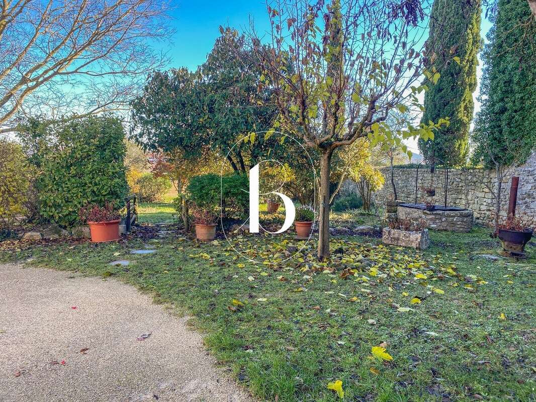 Maison à BARJAC