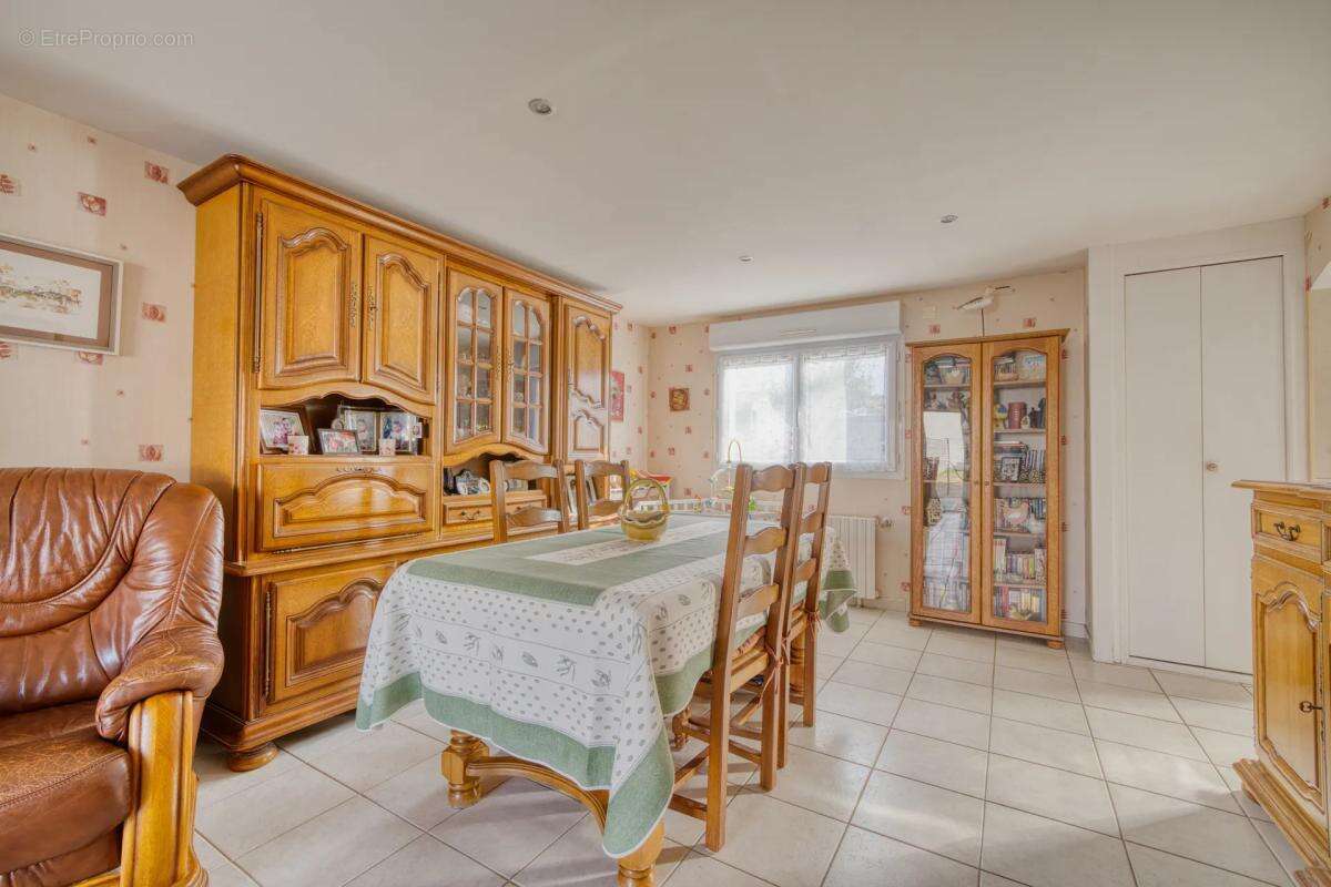 Maison de 6 pièces de 127 m² à Châtelaillon-Plage - photo 3