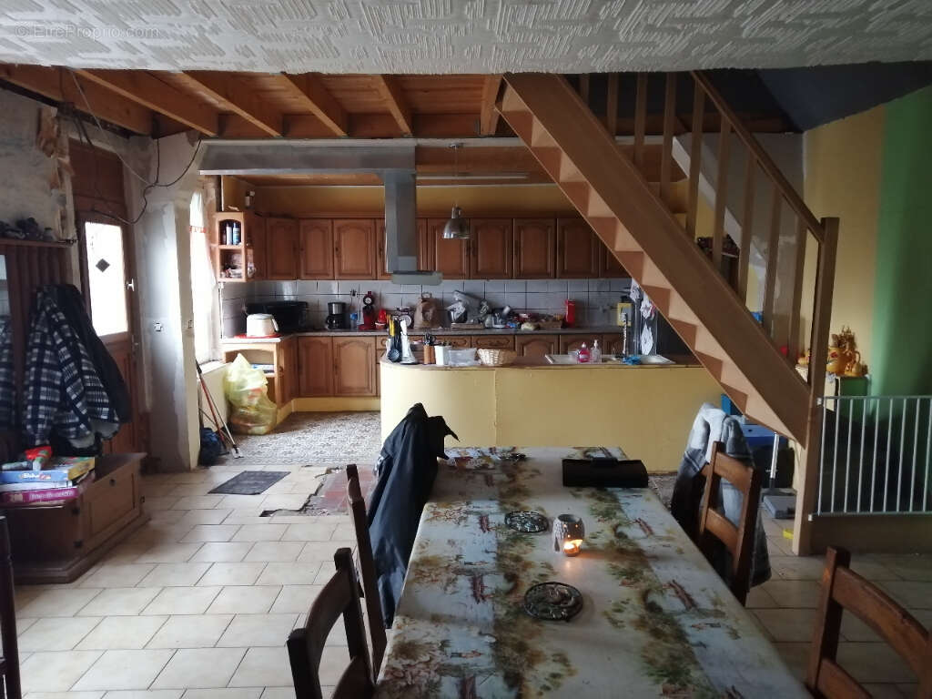 Maison BRISSY-HAMEGICOURT 5 pièces 120.49m² - photo 2