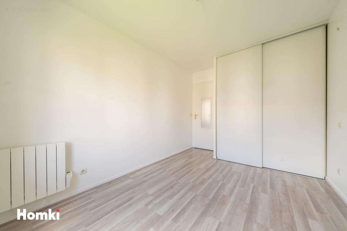 Appartement T3 de 63 m² à Lille 59800, Rue de la Cense aux Blés - photo 8