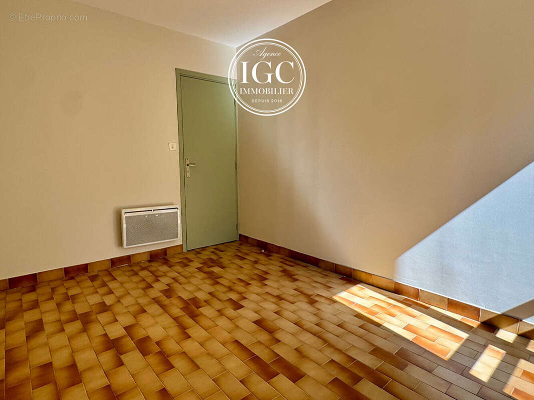 Appartement à CARRY-LE-ROUET