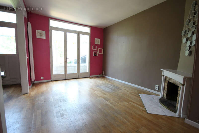 Maison à PONT-SAINTE-MAXENCE