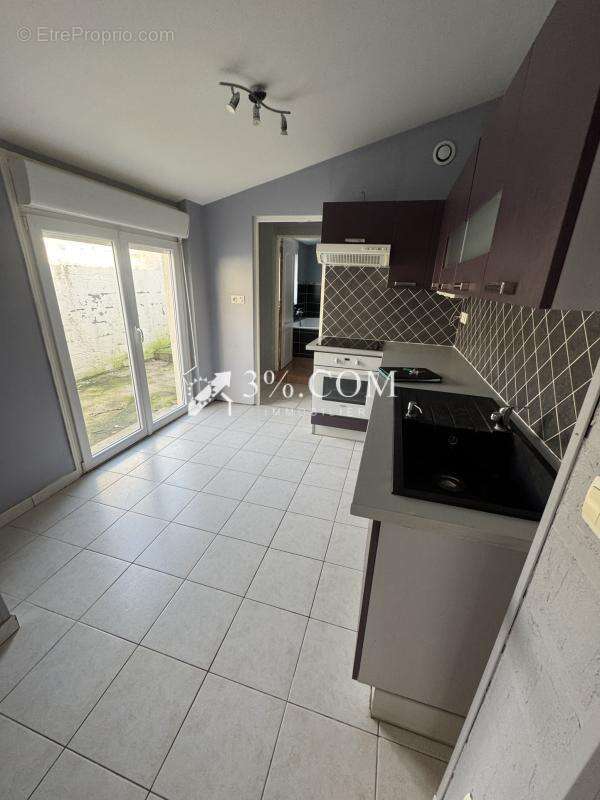 Maison à PETITE-FORET