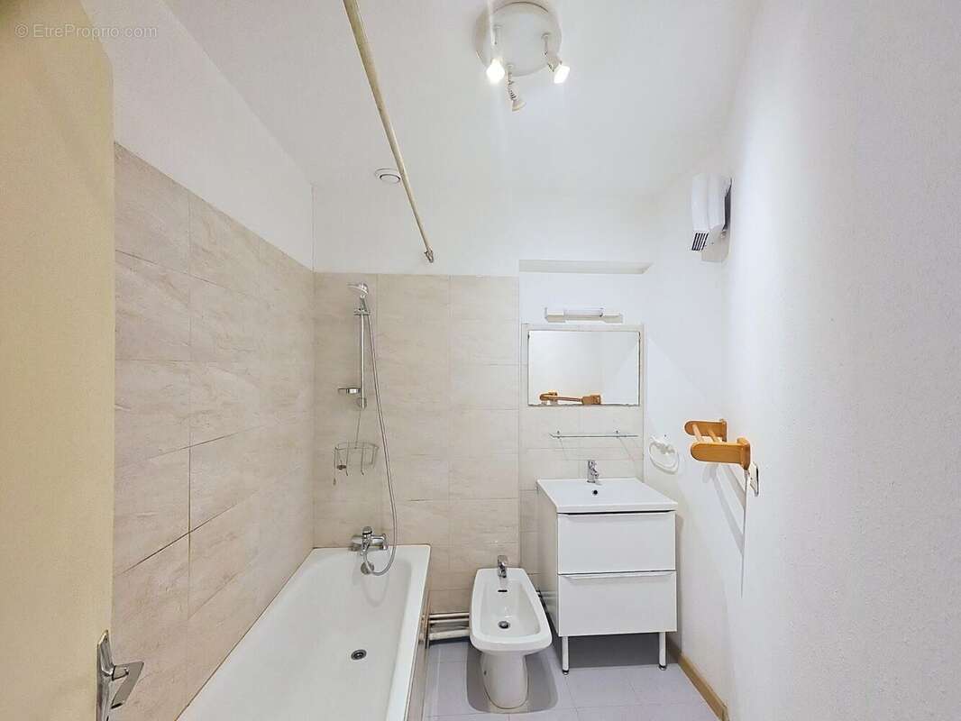 Photo 5 - Appartement à CASTELNAUDARY