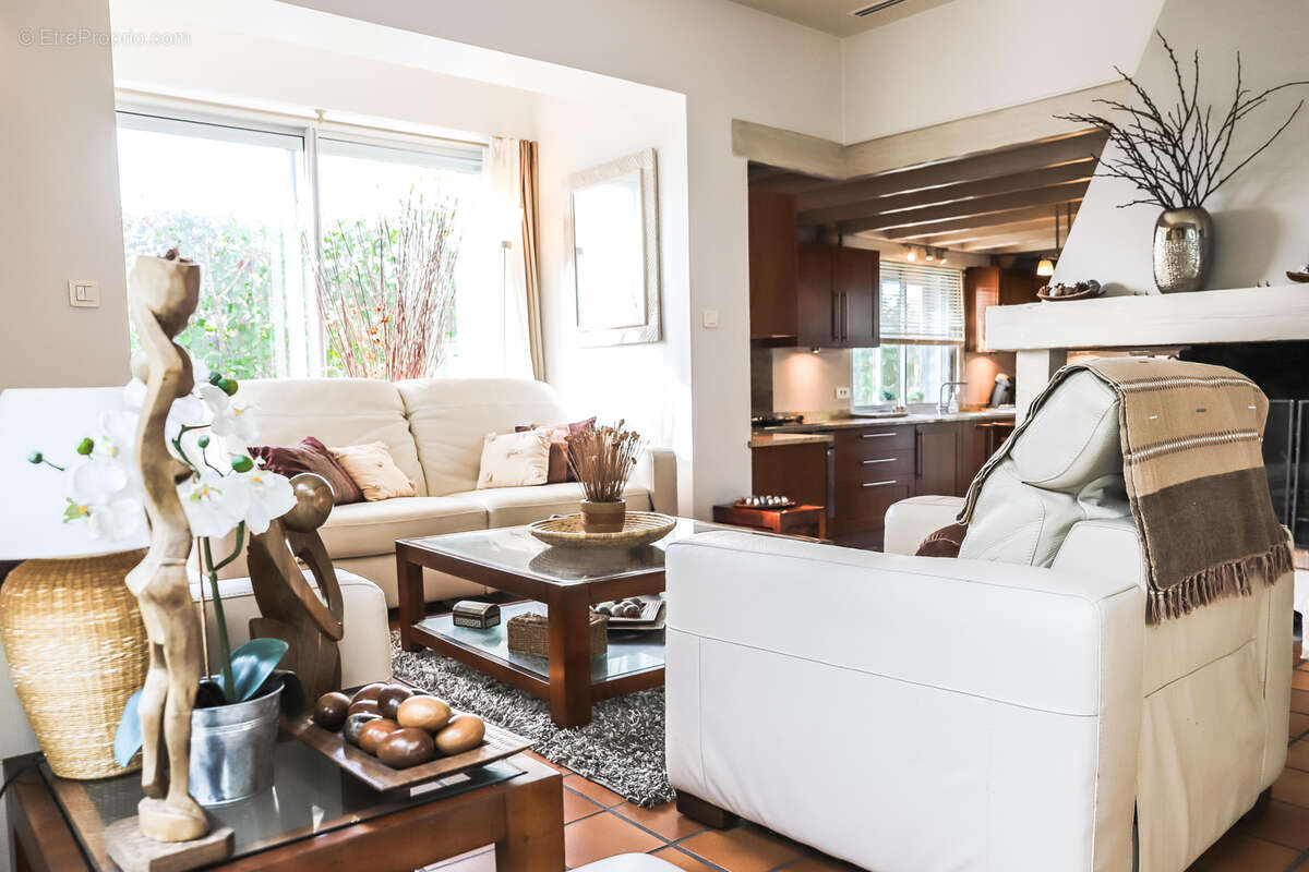 Maison à VAUX-SUR-MER