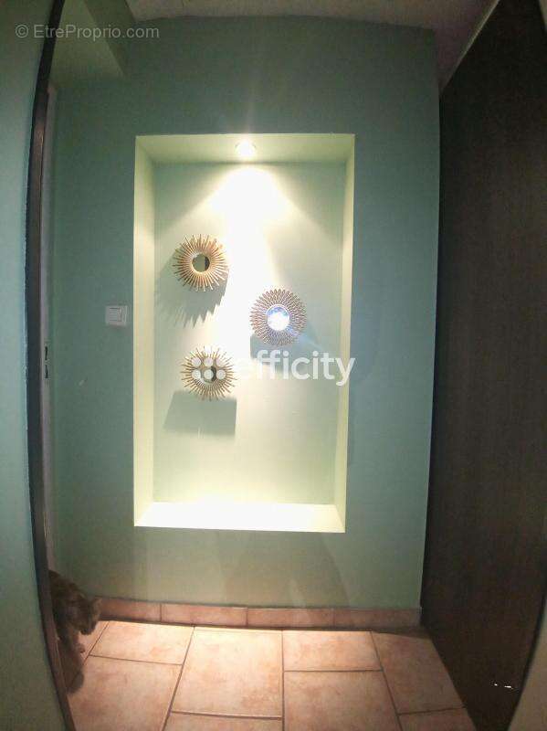 Maison à CAMARET-SUR-AIGUES