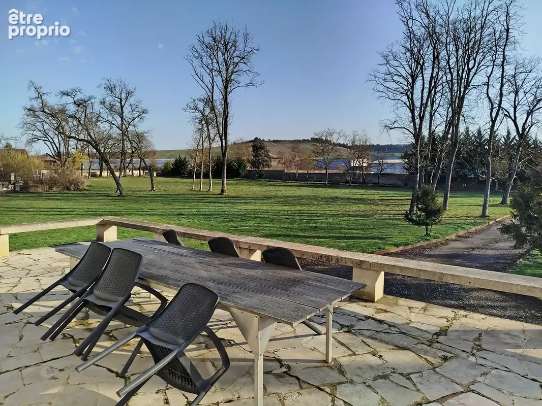 Propriété de caractère entièrement rénovée   215 m2   Parc de 11 000 m2 (en partie constructible) - photo 14