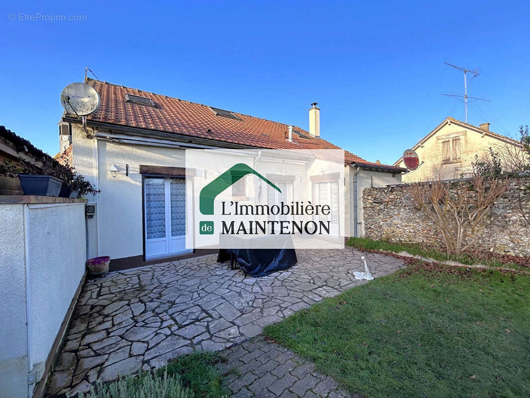 Maison à MAINTENON