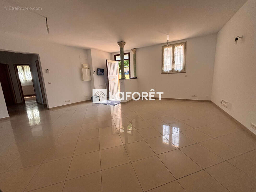 Maison à VILLEMOMBLE