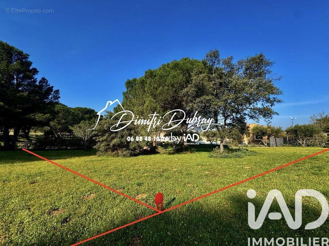 Photo 3 - Terrain à BIZANET