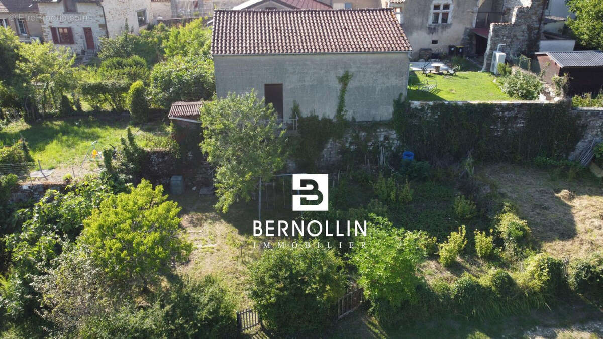 Maison à PRESSIAT