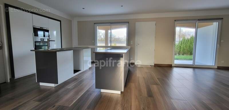 Maison à SALLES-DE-BARBEZIEUX