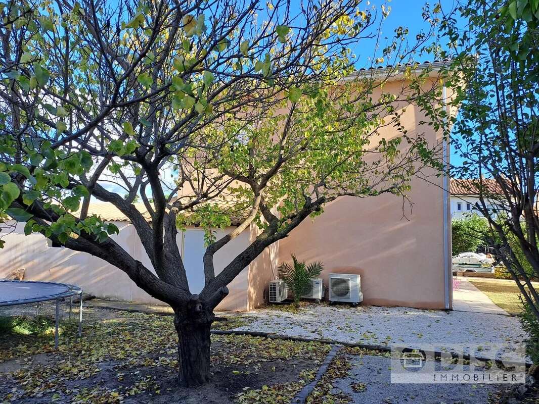 Maison à NEZIGNAN-L&#039;EVEQUE