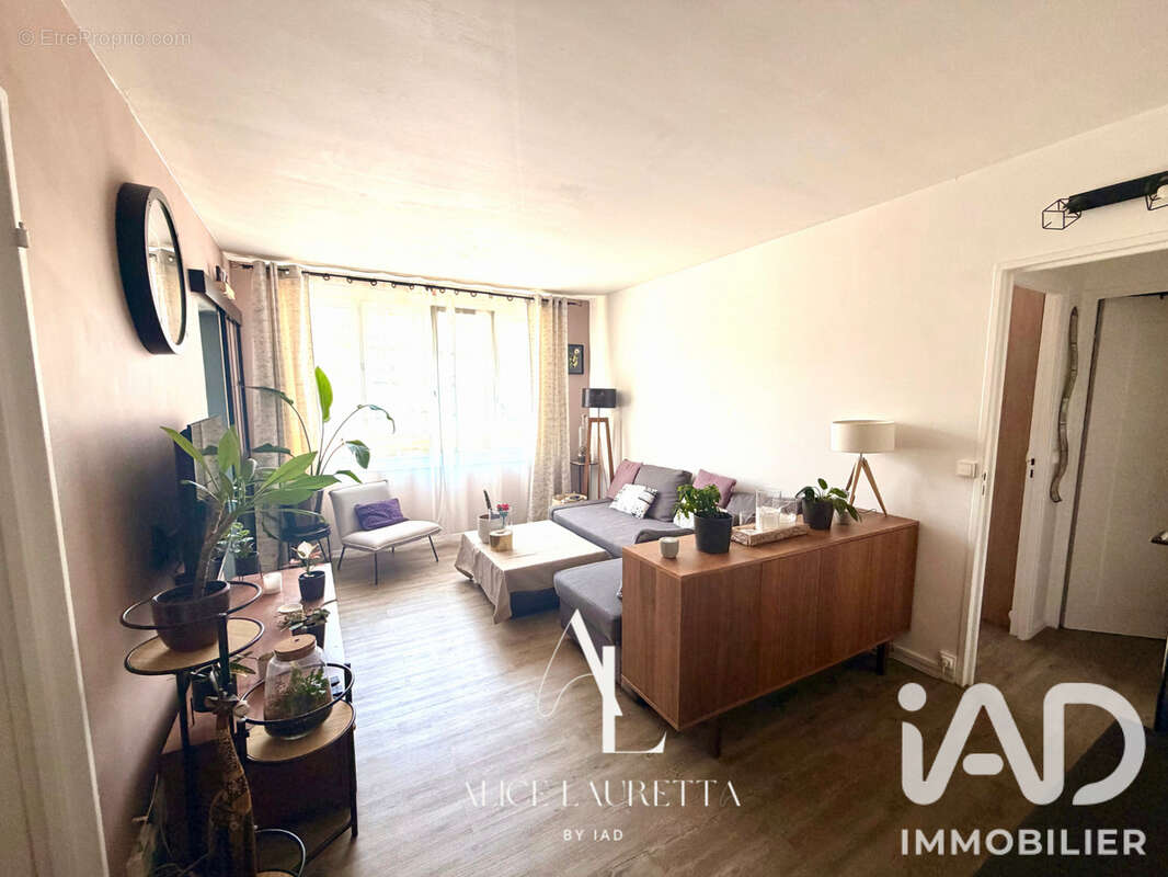 Appartement 46 m² à Mantes-La-Jolie  - photo 2
