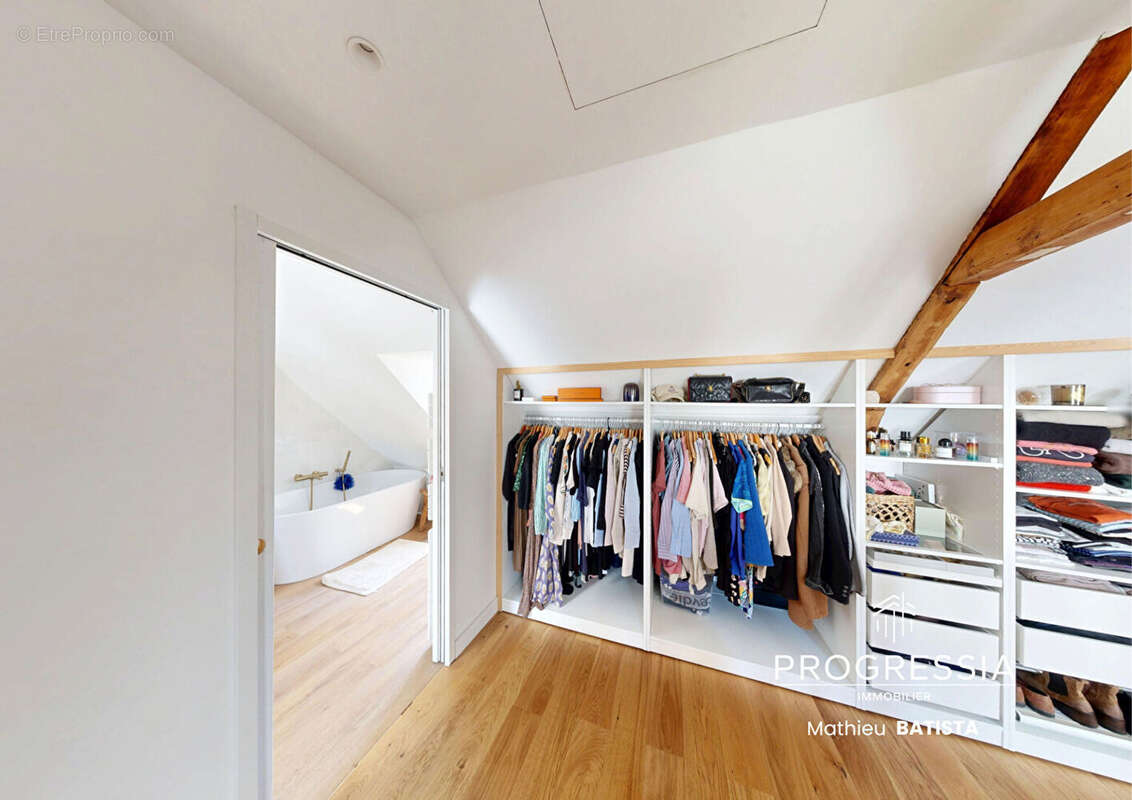 LE HAVRE - GOBELINS RARE À LA VENTE - Maison entièrement rénovée de 117 m² avec grande terrasse et double garage - photo 9