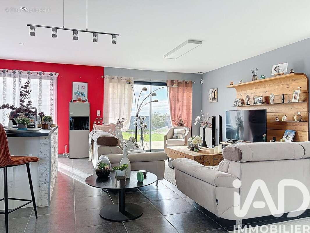 Photo 3 - Maison à BARJOUVILLE