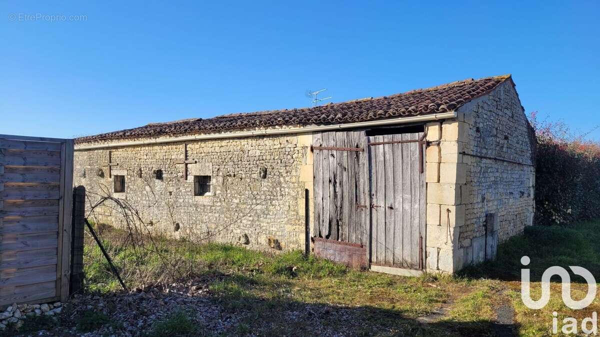 Photo 3 - Maison à FONTAINES